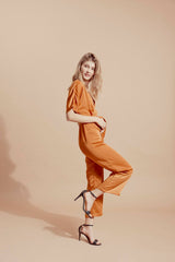 Wide-Leg Velvet Pants with Waist Tie and Draped Silhouette for Elegant Seasonal Styling