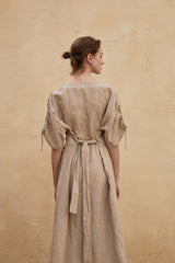 Robe longue en lin coupe décontractée avec col en V, manches ajustables et poches latérales