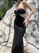 露背挂脖真丝连衣裙,正面镂空,修身廓形