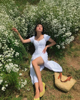 真丝欧根纱中长连衣裙,心形领口和侧开衩,打造优雅夏日造型