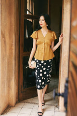 Silk Blouse with Flutter Sleeves and Button Detail – Elegant V-Neck Women’s Top