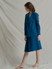 Tailored Linen Blazer with Oversized Lapel Collar