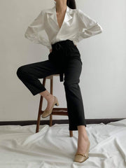 Long-Sleeve Silk Blouse with Notched Collar and Button Front Closure for Elegant Outfits