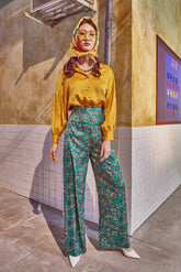 Silk Blouse with Puff Sleeves and Button Detailing – Elegant Long Sleeve Women’s Top