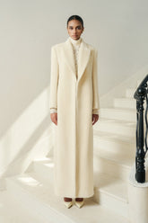 Structured Alpaca Long Coat With Tailored Lapel and Minimal Hidden Closure
