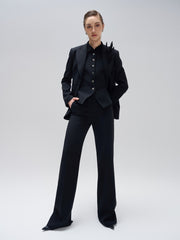 Tailored Notched Blazer in Wool Blend with Sculpted Waist and Single-Breasted Closure