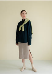 Relaxed-Fit Linen Button-Up Shirt with Drop Shoulder Design