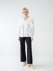 Linen Blouse with Ruffled V-Neckline and Long Sleeves in a Relaxed Feminine Silhouette