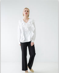 Linen Blouse with Ruffled V-Neckline and Long Sleeves in a Relaxed Feminine Silhouette