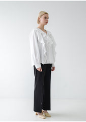 Linen Blouse with Ruffled V-Neckline and Long Sleeves in a Relaxed Feminine Silhouette