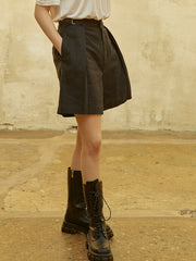 Tailored Linen Shorts with Structured Pleats