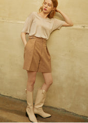 High-Waisted Linen Shorts with Tailored Pleats and Belt Loops for Effortless Sophistication