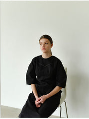 Structured Linen Midi Dress with Puff Sleeves and Tailored Seams