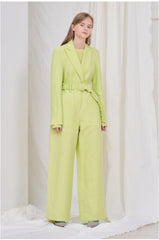 Tailored Linen Blazer with Structured Cuffs and Classic Button Front