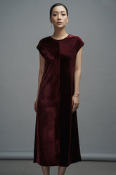 Velvet cap-sleeve midi dress with minimalist design and relaxed straight silhouette