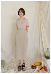 高腰亚麻中长裙,侧面有纽扣