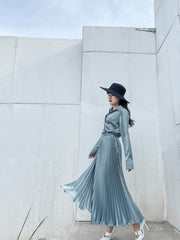 Silk Button-Up Blouse with Pointed Collar and Long Sleeves for Polished and Elegant Styling