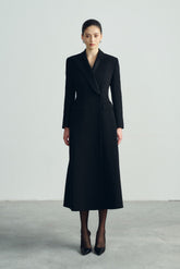 Tailored Wool Maxi Coat With Structured Lapels And Streamlined Fit For Formal Outerwear