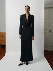 Tailored Cropped Jacket With Sharp Lapel and Structured Shoulder Silhouette