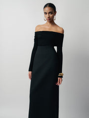 Off-Shoulder Fitted Long-Sleeve Top with Elegant Folded Neckline and Sculpted Fit