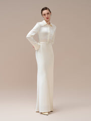 Robe longue en satin à manches longues avec col chemise et taille ajustée