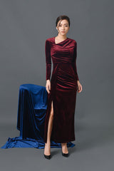 Long-sleeve body-skimming velvet dress with side slit and soft ruched detailing